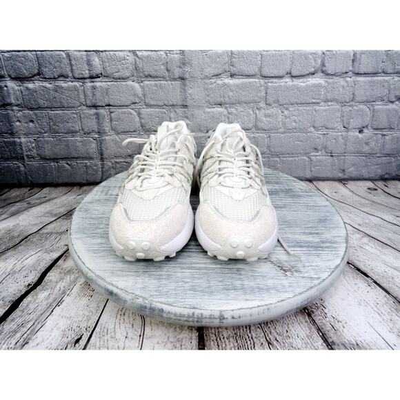 Under Armour Hovr Beige Men Size 11 New No Box - Picture 2 of 9